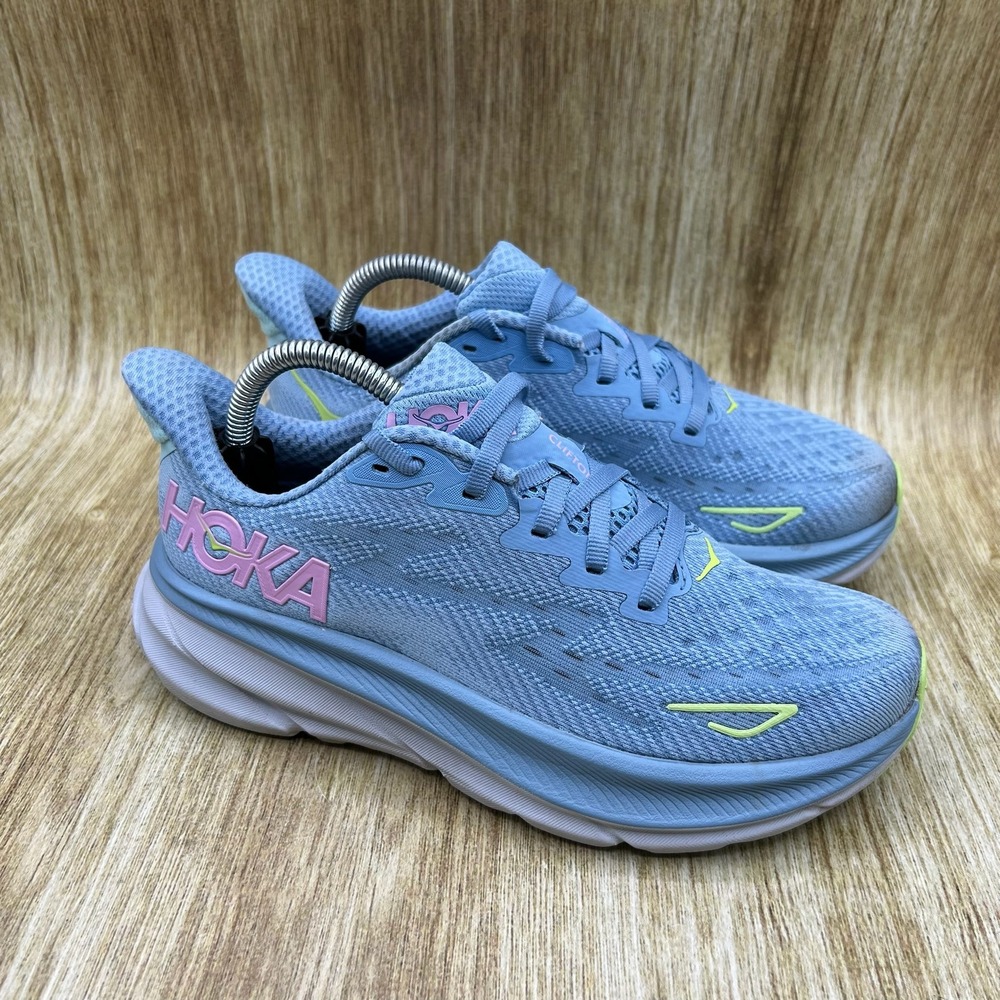 Hoka Clifton 9 Women's Size 5 Running Shoes Athletic Sneaker Blue 1127896 DNK